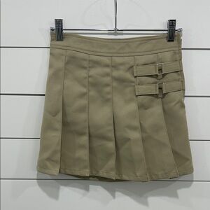 NWOT French Toast Pleated Two-Tab Skort, Girls, Khaki